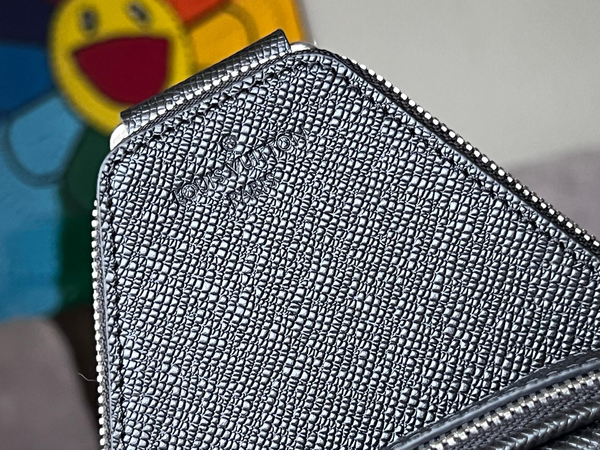 LV Avenue Sling Bag M30863 20 x 31 x 7 cm