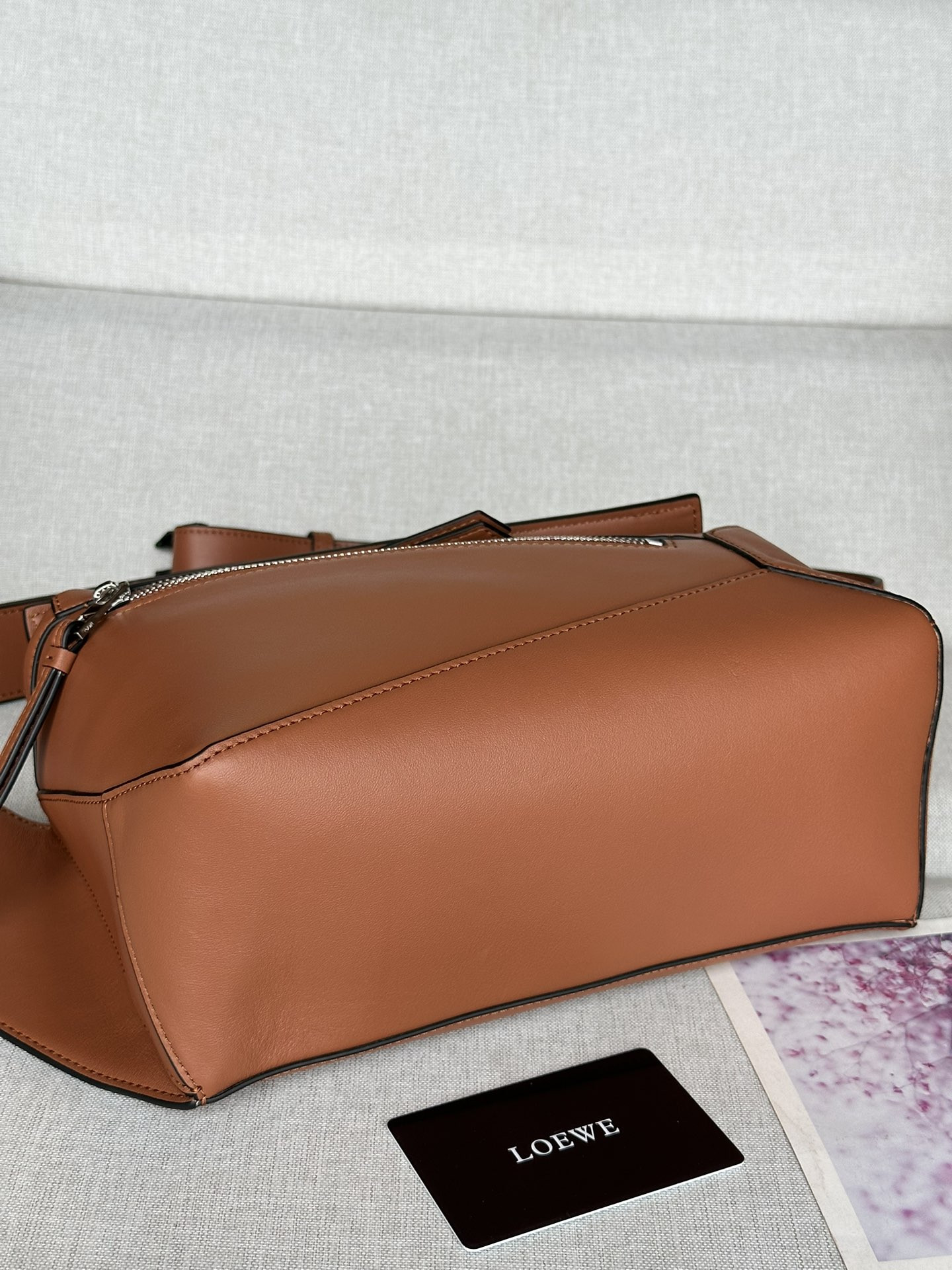 L0ew* Small Puzzle bumbag in classic calfskin 24x10.5x16cm