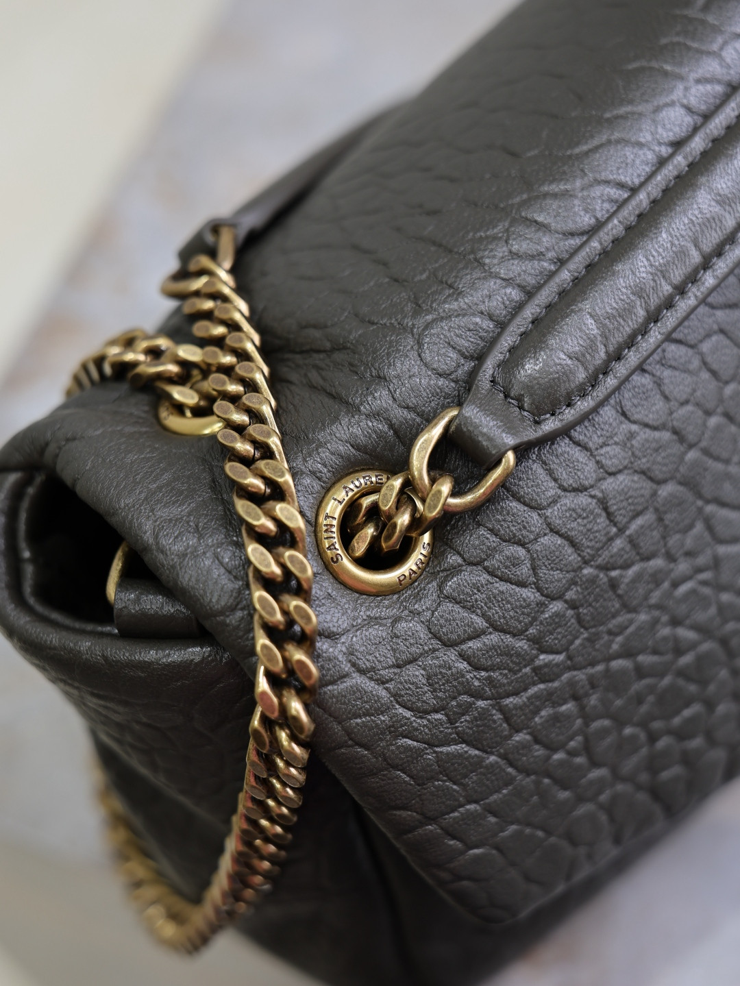 Y*L CALYPSO medium in grained lambskin 800916 30x15x7.5cm