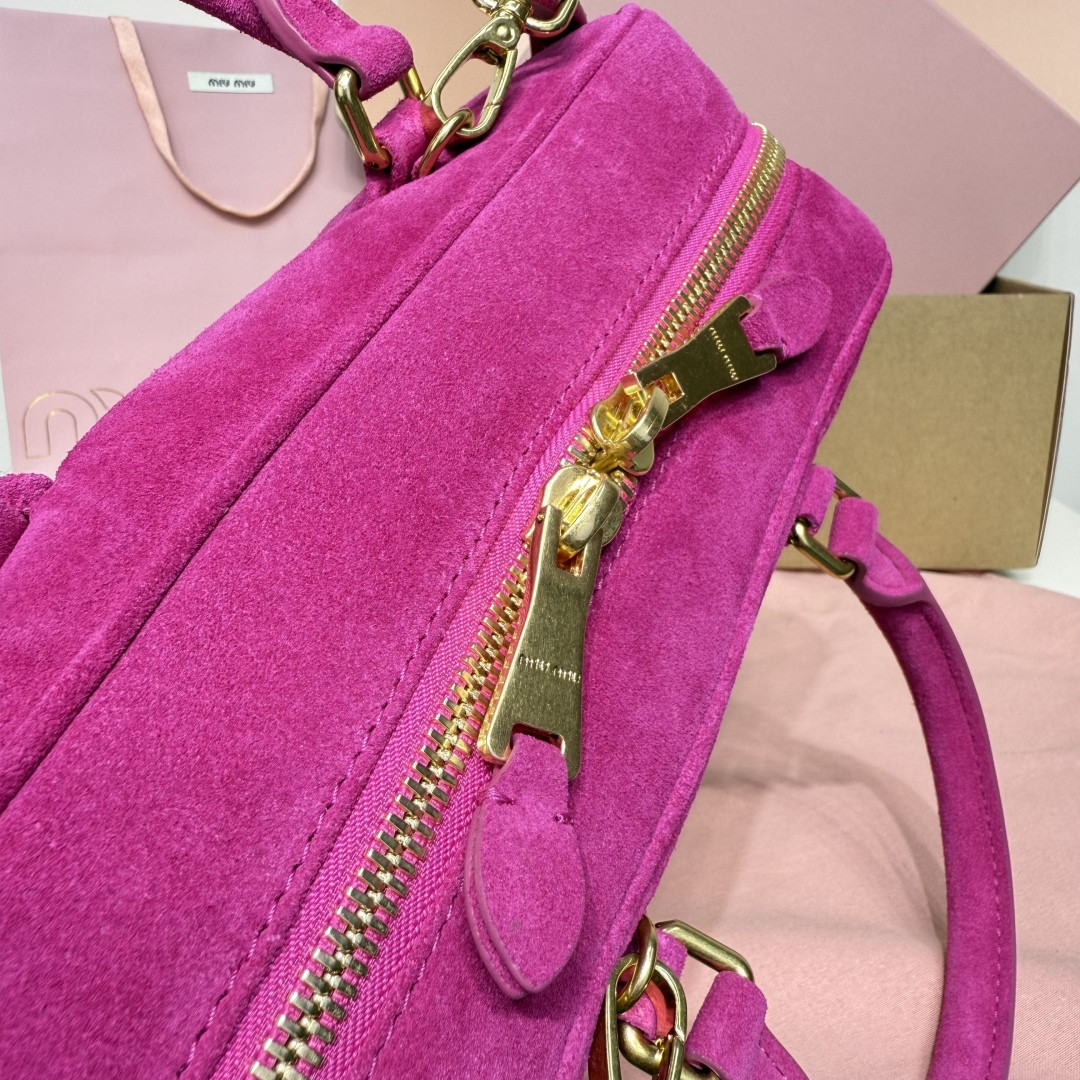 Miu Miu Arcadie suede bag 27x12x9cm