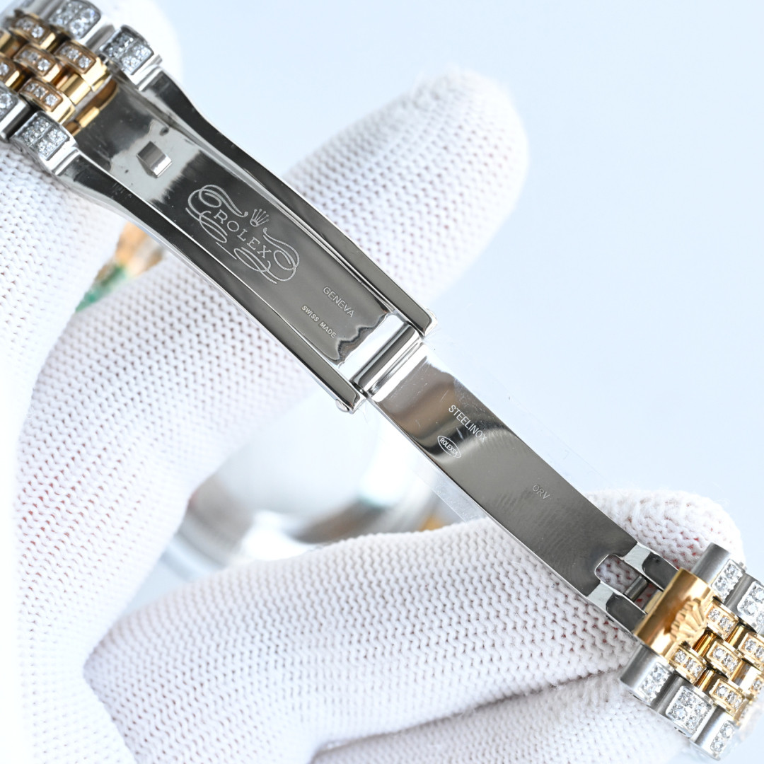 R*l*x B33 Datejust 41mm Full Diamond Series