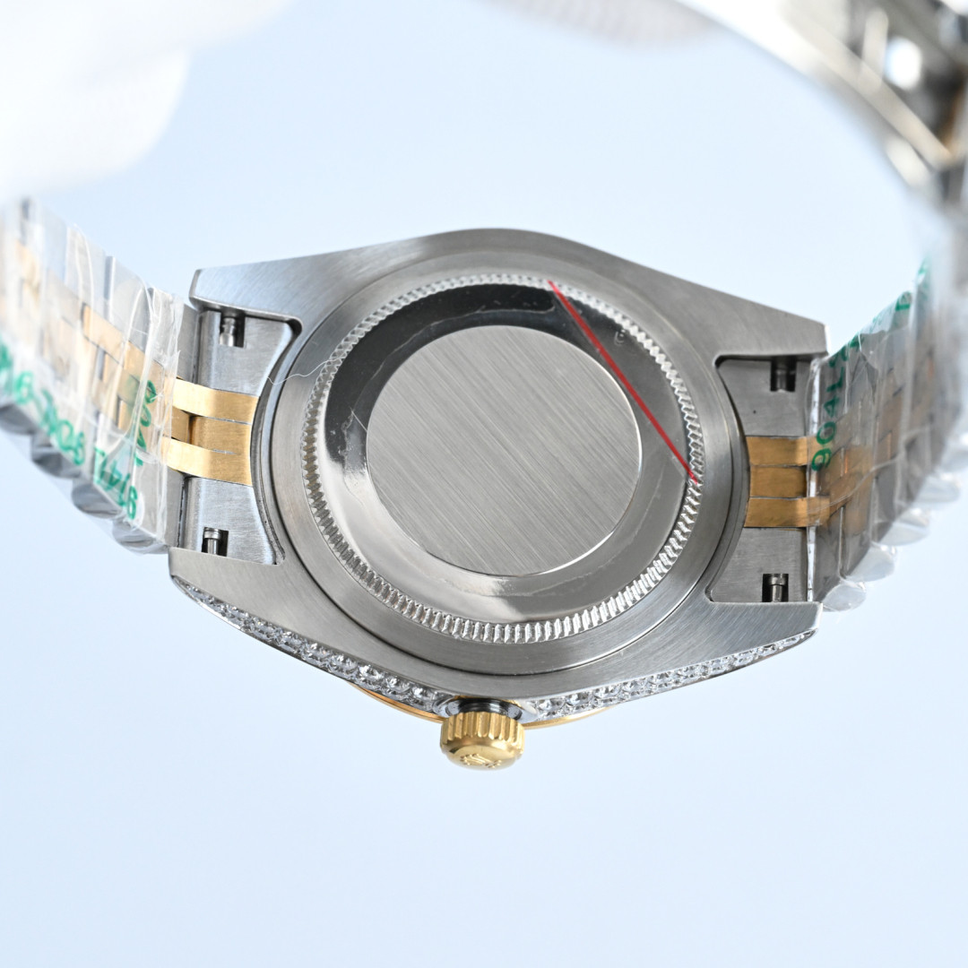 R*l*x B33 Datejust 41mm Full Diamond Series