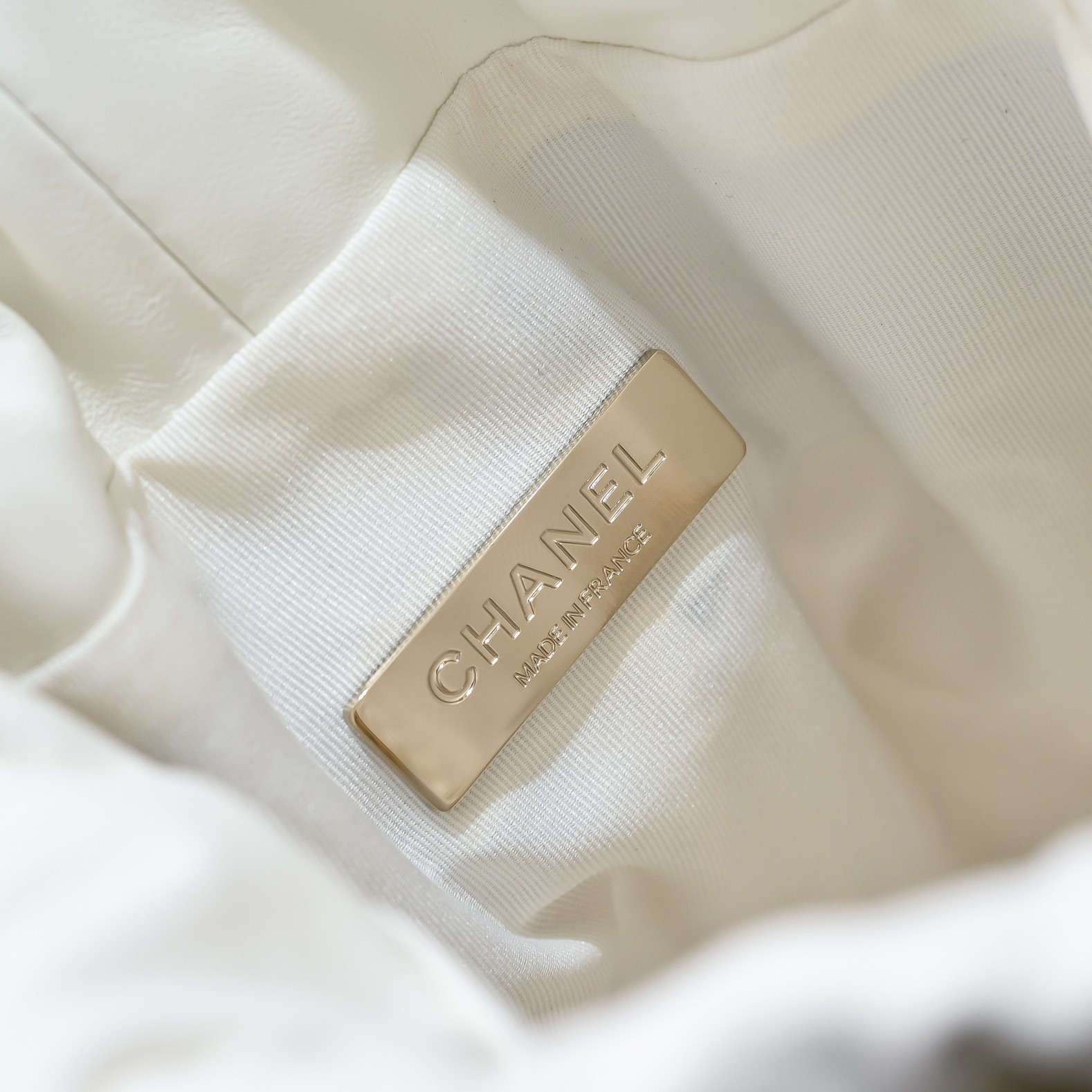 Ch*el Mini Bucket Bag AS5486 15.2x14x14cm