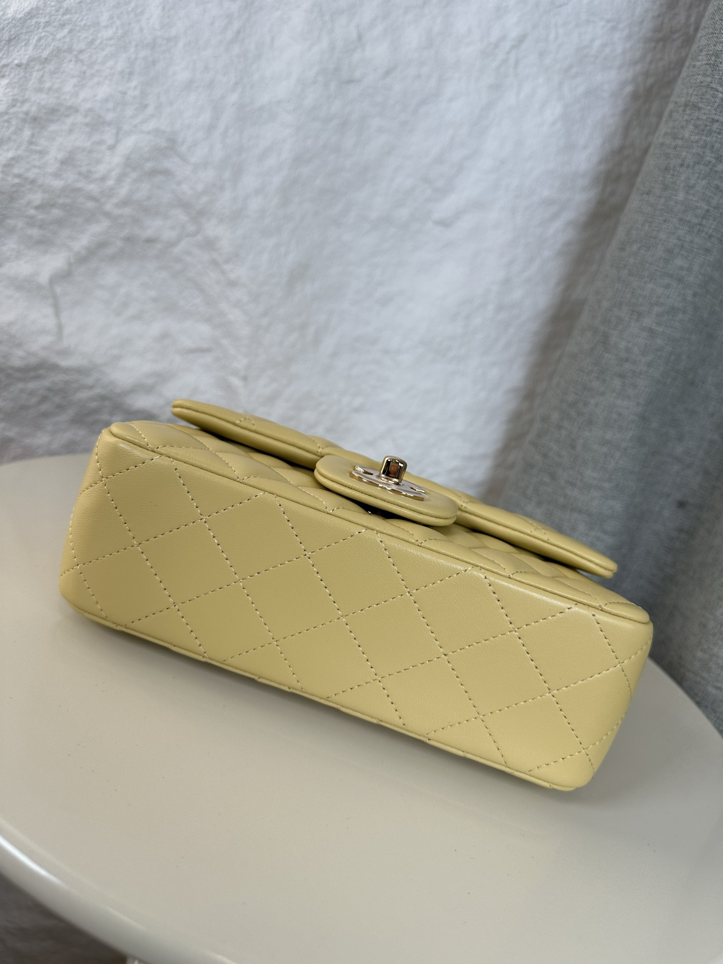 Ch*el Mini Flap Bag 20x12x6cm