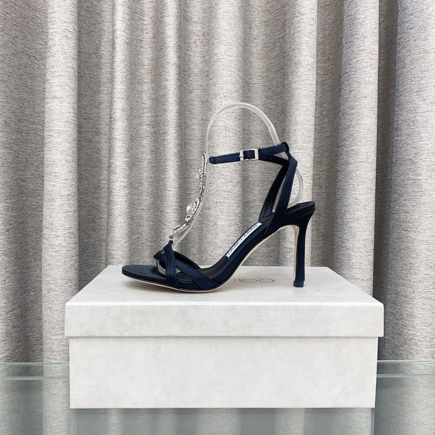 UA Ji*y Ch* Sandals 8.5cm