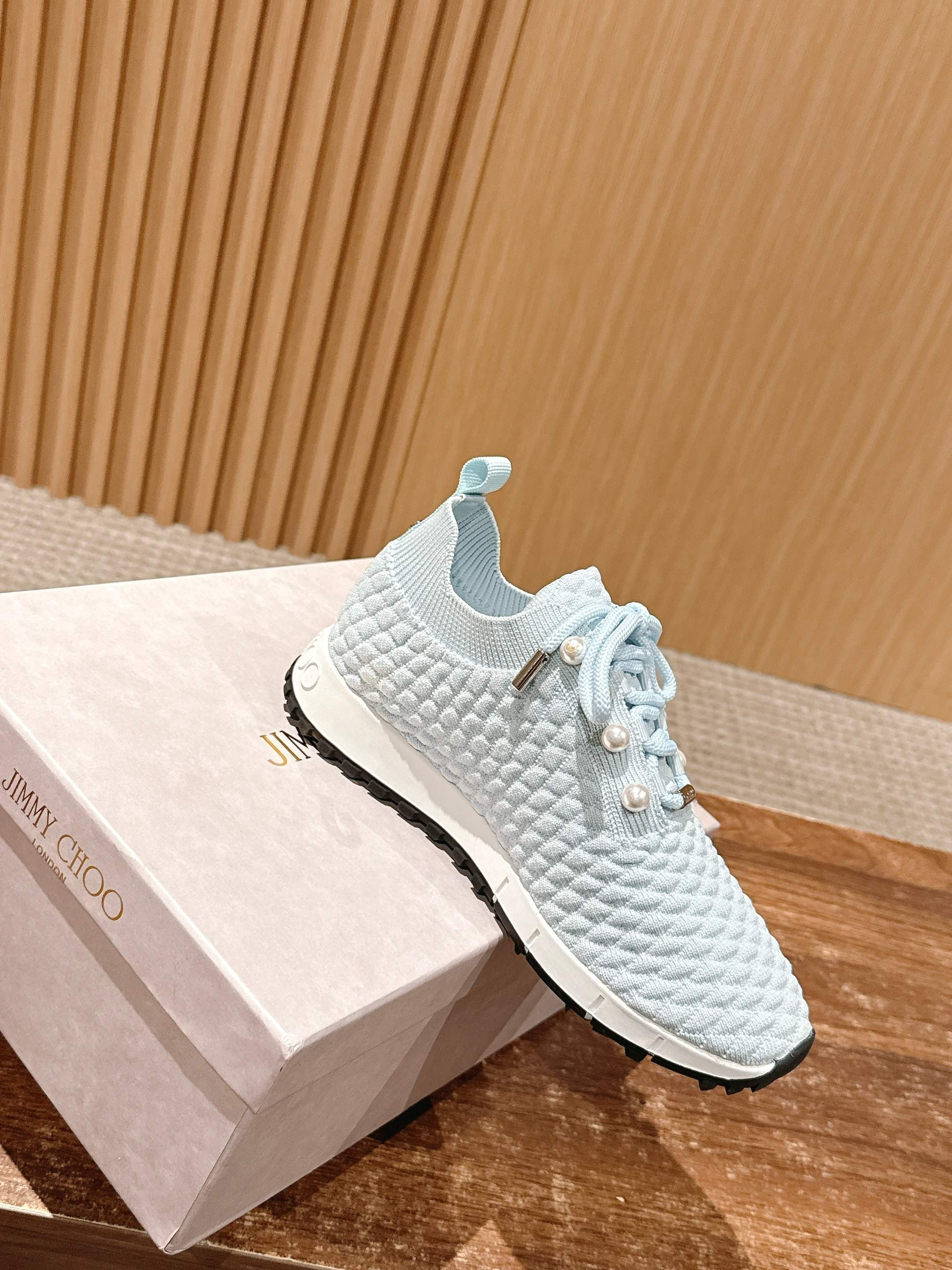 UA Ji*y Ch* Casual Sneakers