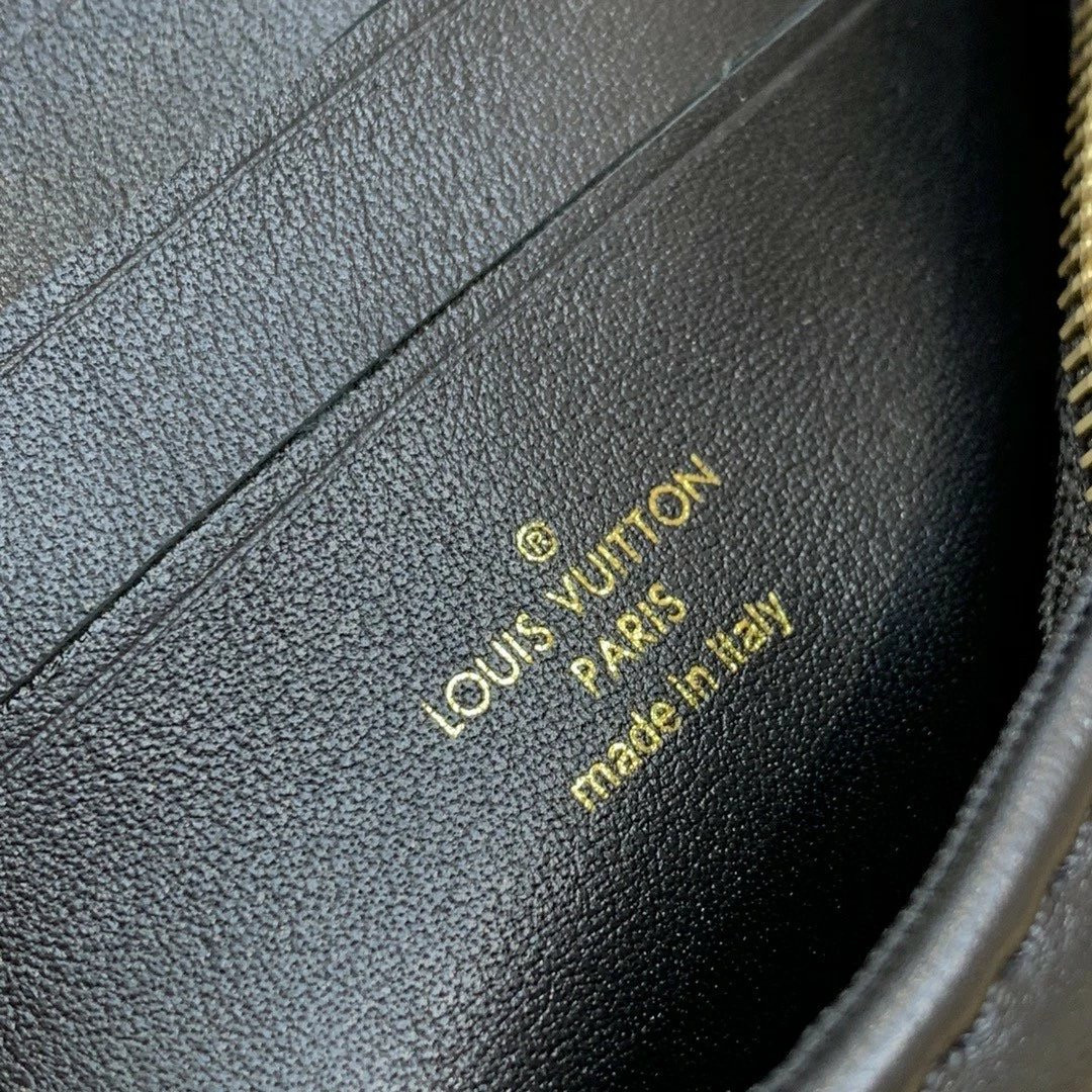 LV WALLET ON STRAP BUBBLEGRAM M81398